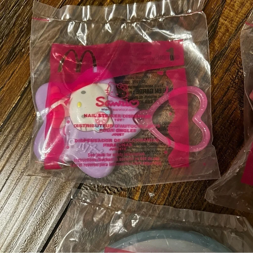 NWT 2002 Vintage Sanrio Hello Kitty McDonald’s Toy Lot of 3 Happy Meal 1,2,8 - Picture 2 of 6
